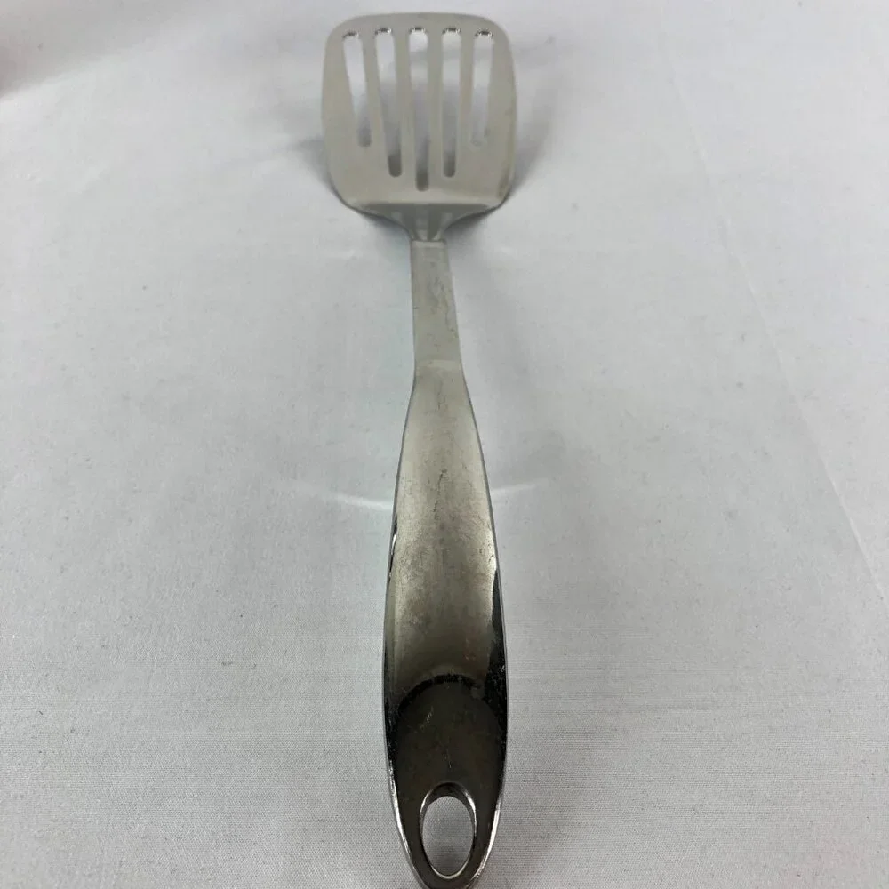 Oneida Stainless Ladle & Wolfgang Puck Stainless Spatula